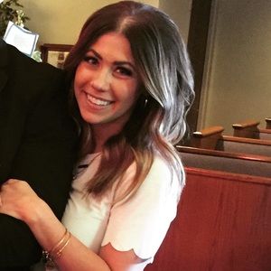 Meet your Posher, Lindsey